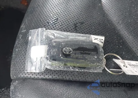 2022 Toyota Highlander Platinum из США, поврежденный, VIN 5TDFZRBH7NS172392